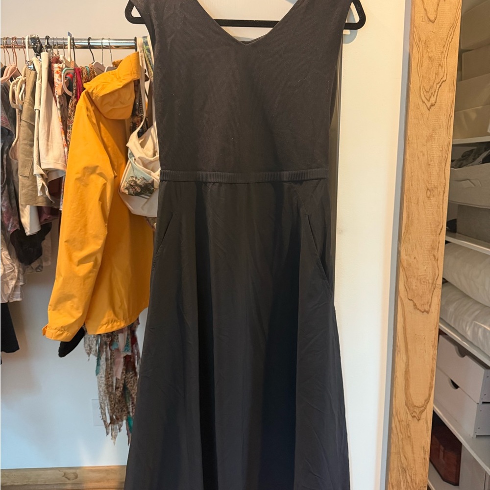 Athleta Black A-Line V-Neck Midi Dress